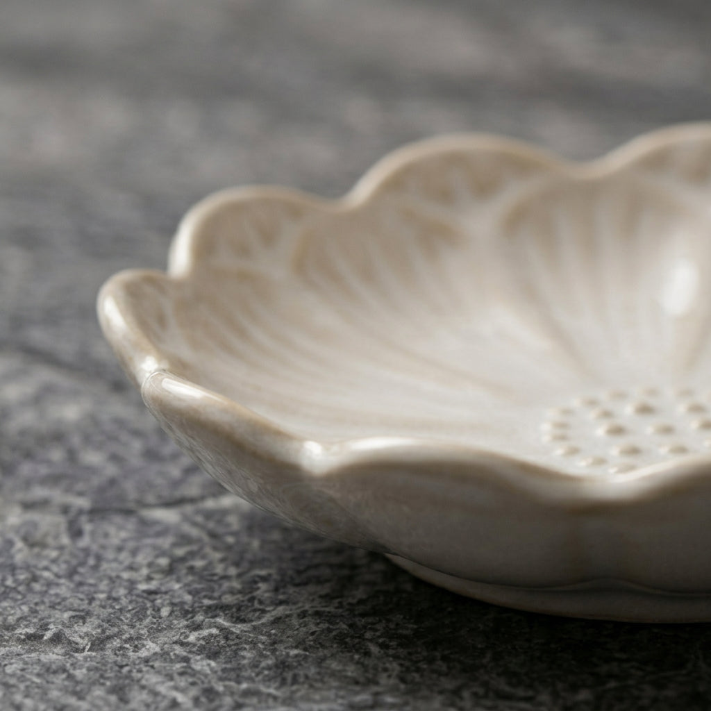 Pearl Petal Scalloped Ceramic Plate
